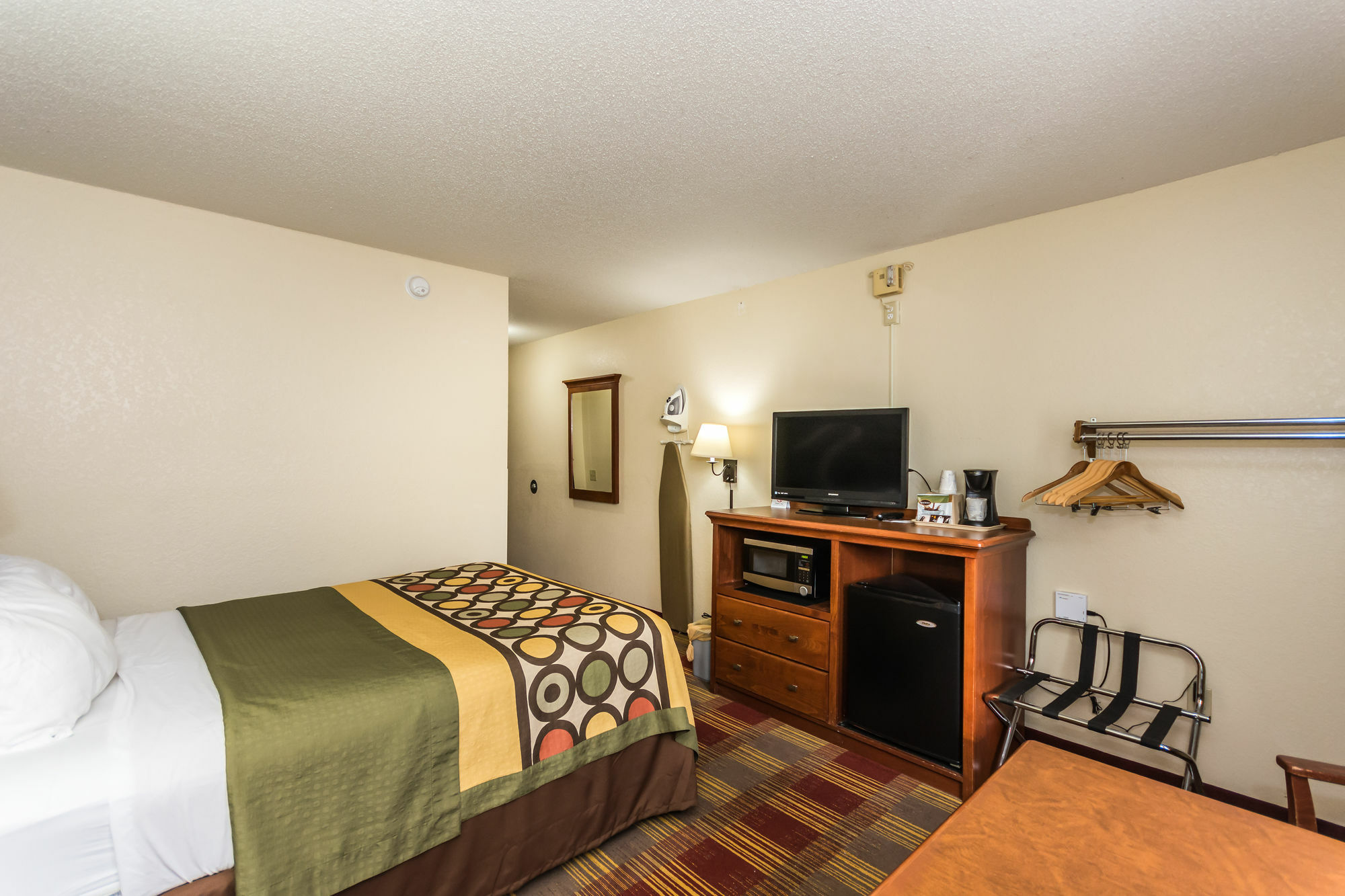 Super 8 By Wyndham Grand Forks Hotel ภายนอก รูปภาพ